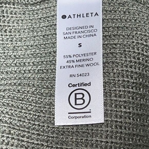 New Athleta Hanover V Neck Olive Green oversized Sweater Womens Sz S - Picture 8 of 10